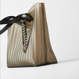 ZARA PLEATED VINYL SHOPPER BAG TOTE